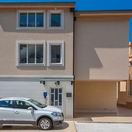 Apartments Naja Makarska Bagian luar foto