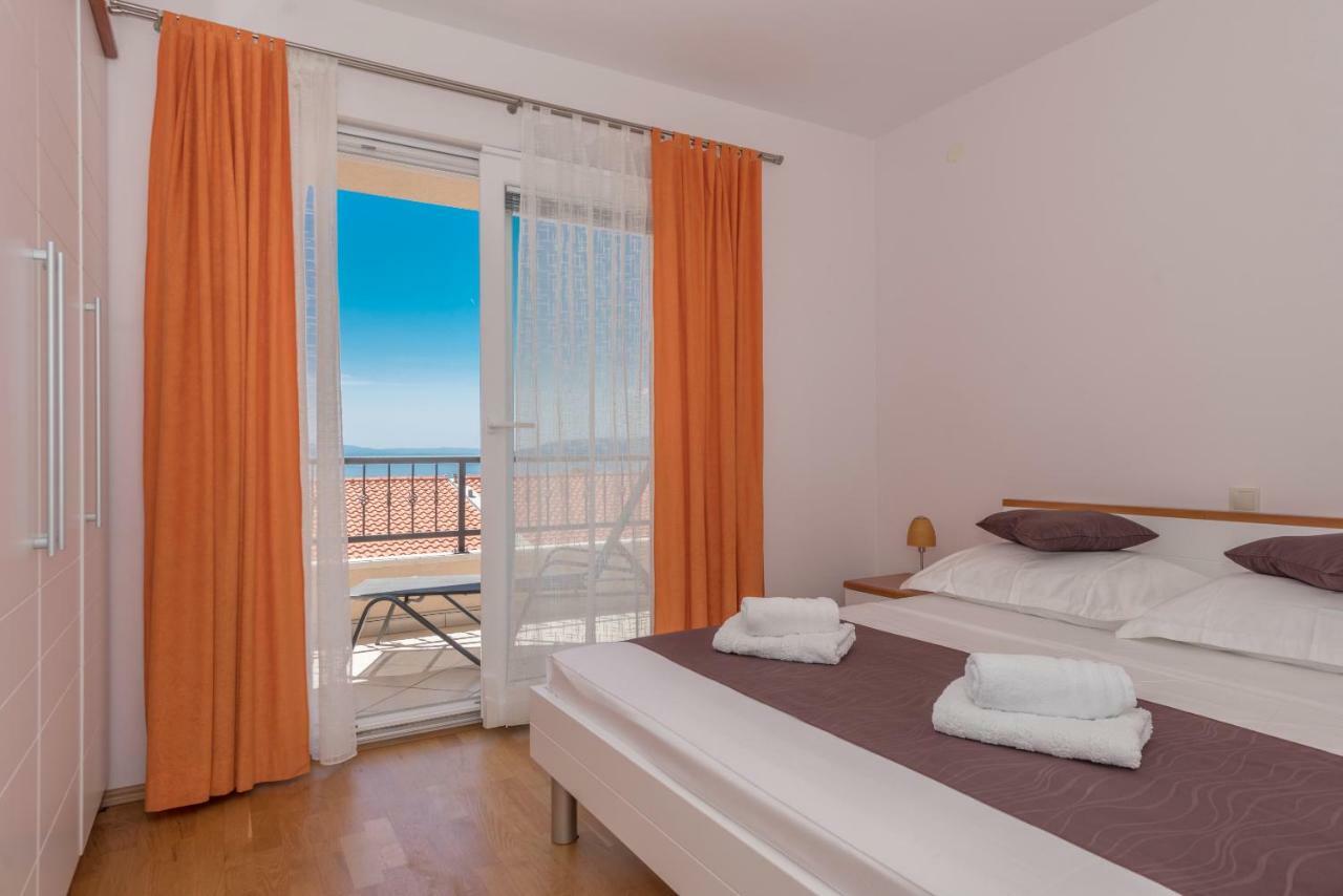 Apartments Naja Makarska Bagian luar foto